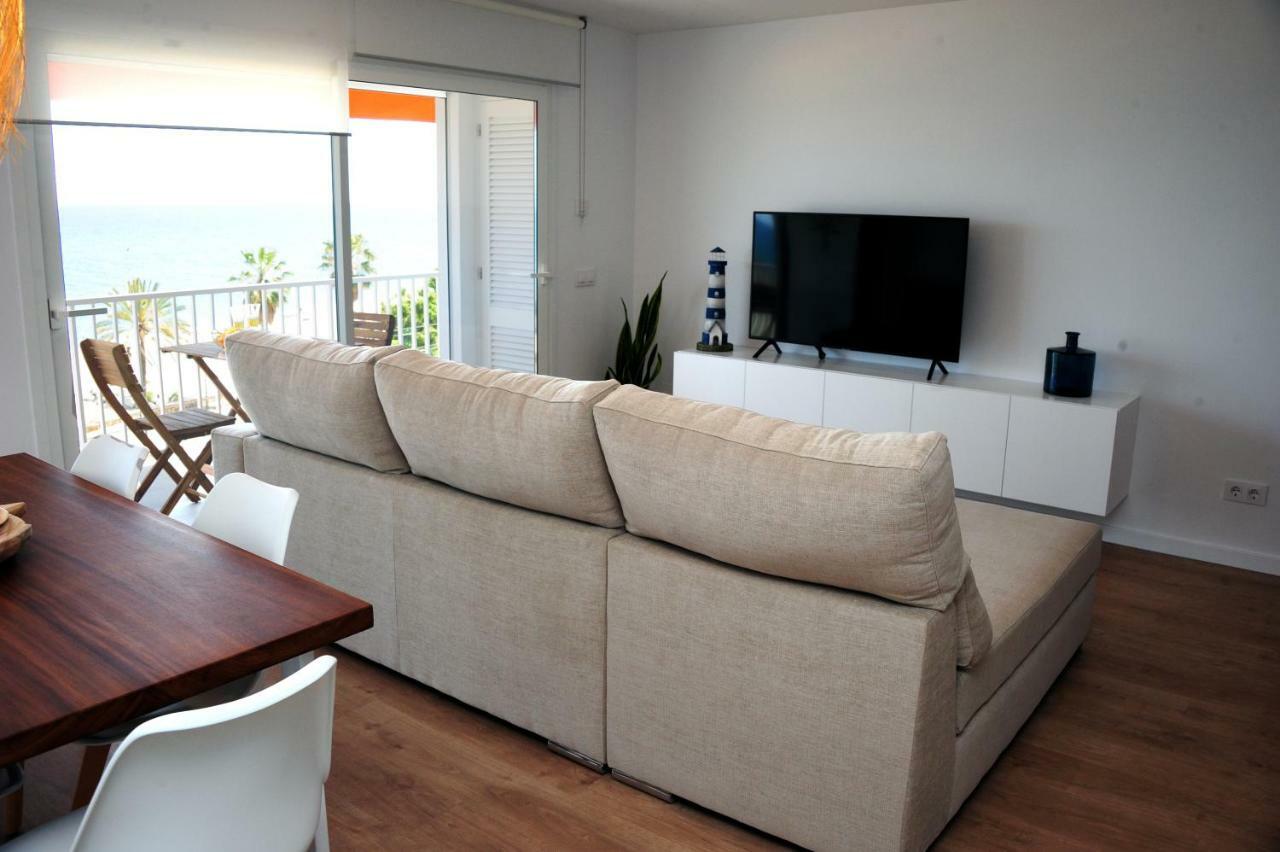 Apartamento Frente Al Mar Canet De Mar Exterior foto